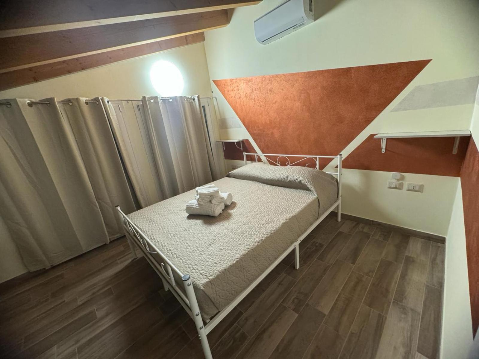 Park 20 Guest House Azzate Exterior photo